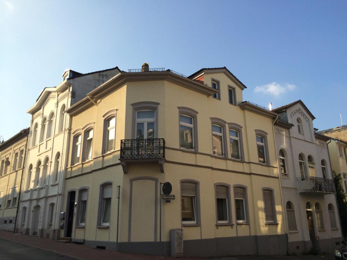 Grosses Und Helles Innenstadt Apartment - Ferienwohnung Bad Homburg vor der Hoehe Luaran gambar